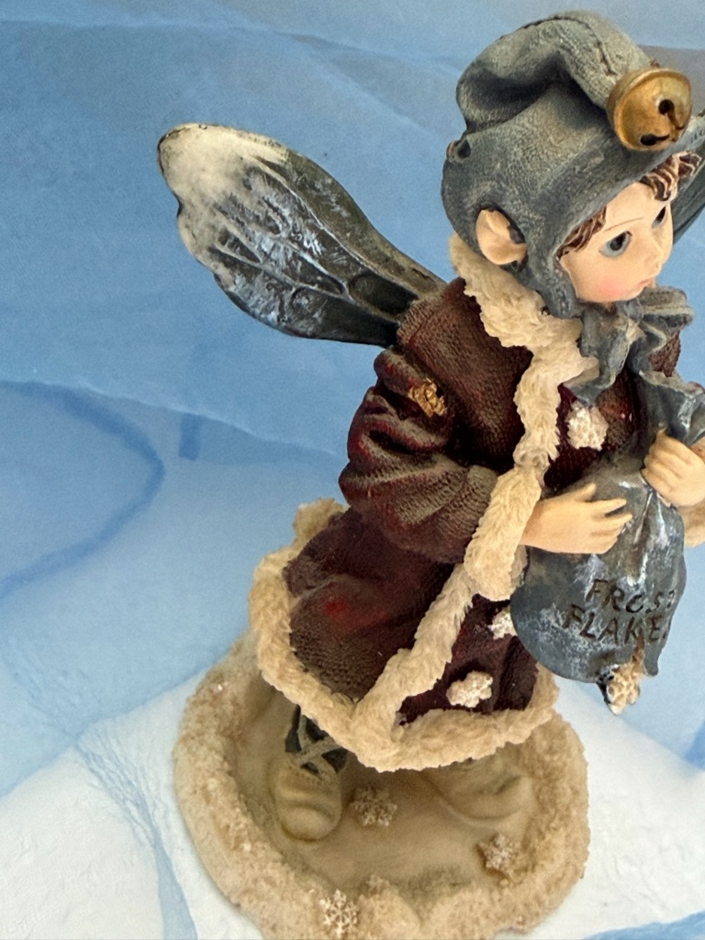 Kristabell Faeriefrost Winter Fairy Figurine by Boyd’s Bears - Picture 4 of 11